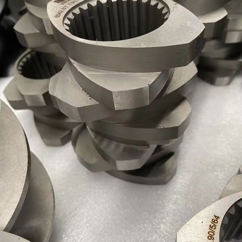 Screw et baril extrudés à haute précision Segment d'élément de vis pour machine à extruder à double vis