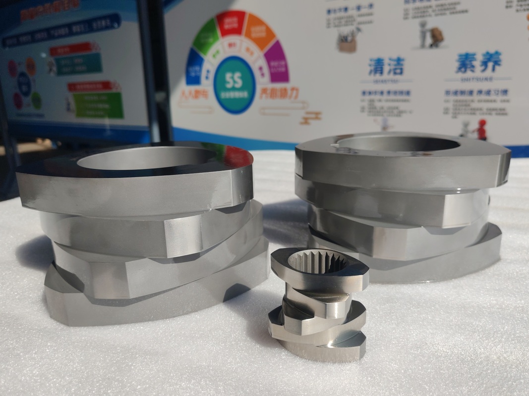 Éléments de vis d'extrudeuse à double vis SZK 250 avec certification ISO 9001 et options personnalisées