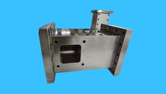 Baril à vis à extrusion finie et hautement poli, baril d'échappement à double vis