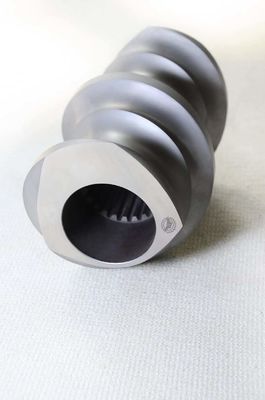 Extrudeuse à double vis, blocs de broyage avec fibre de verre / carbonate de calcium