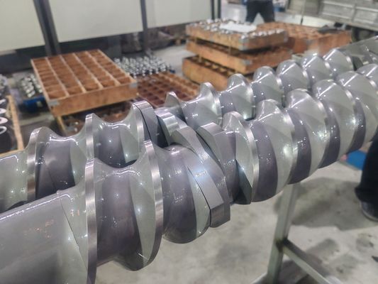 Segments de vis et cylindre d'extrudeuse à double vis Berstoff